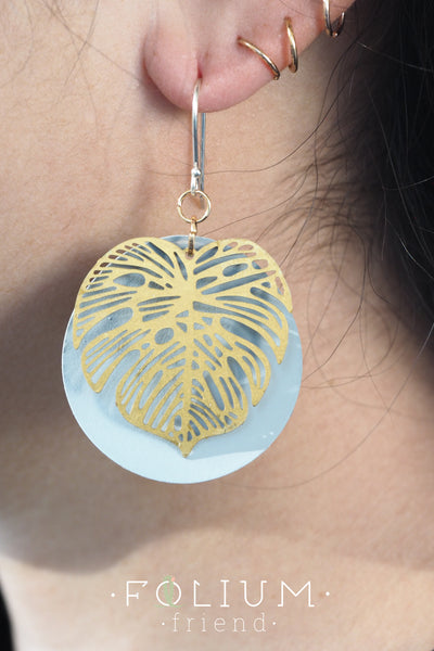 Palet Disc Monstera Leaf Earrings